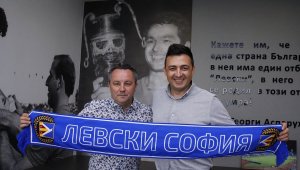 ОФИЦИАЛНО: Славиша Стоянович подписа с Левски