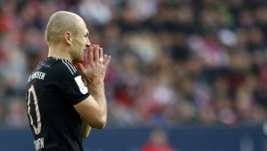 Робен: Не съм №1 в света, Меси и Роналдо са чудовища