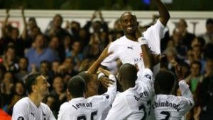 Тотнъм гази 6:1, Бербатов не играе