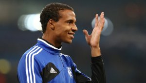 ОФИЦИАЛНО: Матип идва на "Анфийлд"