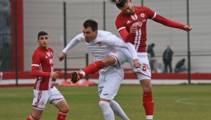 ЦСКА-София се раздели със защитник