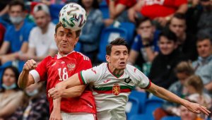 Беззъба България преклони глава пред Русия