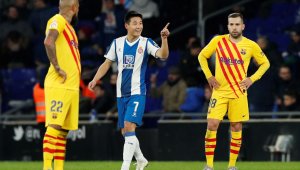 Китаец попари Барса в градското дерби с опашкаря Еспаньол + СНИМКИ