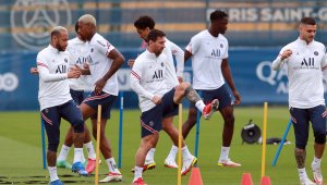 ПСЖ без Меси и Неймар, Донарума пред дебют