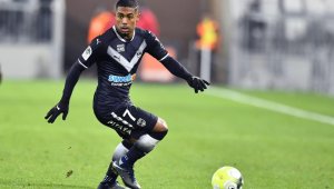 Арсенал влезе в битката за Малкъм