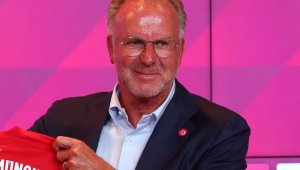 Румениге: Чух се с Нойер по телефона, той не мисли като агента си