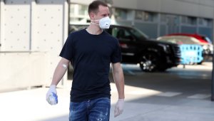 Грандове ухажват тер Стеген, но той остава верен на Барса
