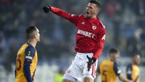 ЦСКА с нова загуба в Европа, но вкара два гола на Рома