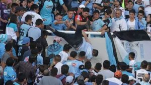 Ужас! Фен лежи в кома след опит за убийство на стадиона