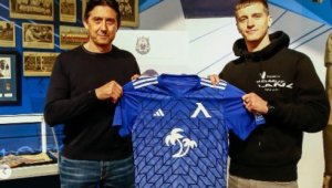 Нов в Левски е близо до дебют