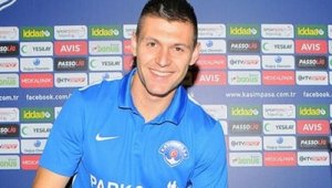 Турци изгониха наш национал