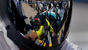 Верстапен зададе темпото в Монреал