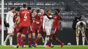 Байерн обърна Майнц и се укрепи на върха