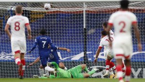 Смели "светци" разплакаха Челси в края