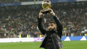 Бензема сияе от щастие с новата си любов