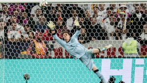 Топ трансфер! Галатасарай се разбра с Тер Стеген 