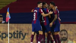 Бивш бос на Барса пита: Кога са ни подпирали съдиите?