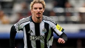 Хибридът между Меси и Питър Крауч ще става все по-скъп 