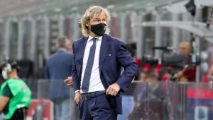 Павел Недвед изостави младо гадже и заби 49-годишна певица + СНИМКИ