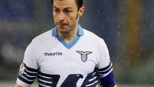 Лацио преподписа с румънеца Раду