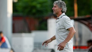 Танчо Калпаков отново пое Марек