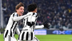 Юве се скъса да пропуска, но взе своето от Дженоа