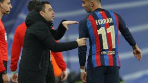 За да е спокоен! Лапорта дава нов договор на Шави