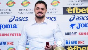 Ново огромно признание за Насар, но родна звезда го настига!