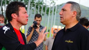 От късане на мрежи! Стоичков останал без нокти на краката