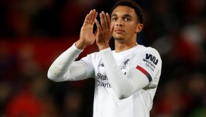 Расизъм и на &ldquo;Олд Трафорд! Изгониха фен заради обиди към Трент 