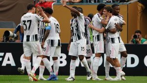 Юве иска да удари Сити, за да избегне Реал Мадрид