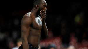 Берба: Лукаку има нужда от повече помощ