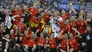 Десет от испанците гонят четвърти пореден триумф