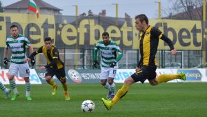 Балтанов е с две класи над халфовете на Левски