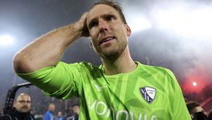 Вратарят на Бохум прекрати кариерата си след драмата срещу Дюселдорф