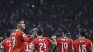 Роналдо не мисли за пенсия, иска да забие 1000