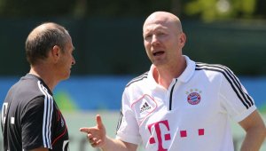 Продължават да хвърчат глави в Байерн + ВИДЕО