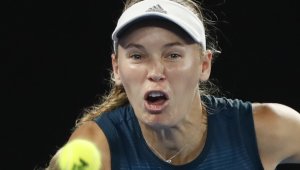 Каролине Возняцки на първи 1/2-финал за годината 