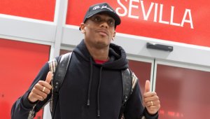 ОФИЦИАЛНО: Марсиал премина в Севиля