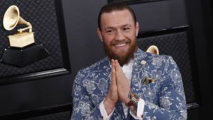 Конър и Пакиао ще се бият догодина