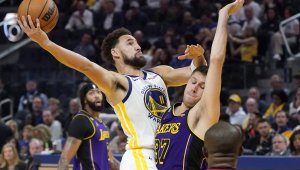 Голдън Стейт си взе пръстените и удари Лейкърс на старта на сезона