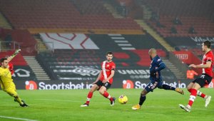 Арсенал си отмъсти на Светците и взе още една победа