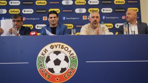 Гонзо бесен, развъртя метлата в БФС