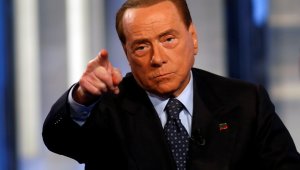 Берлускони: Форца Юве