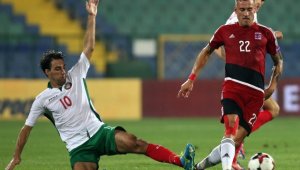 Ивелин Попов си вярва: За България играят добри футболисти