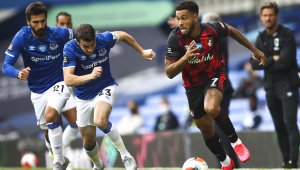 Eвертън подсили атаката си с Джошуа Кинг