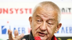 Крушарски проговори за дузпата за Левски, изстреля куп обвинения