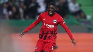 Играч от Бундеслигата сменя контузения Нкунку 