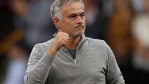 Жозе Моуриньо вади 2 млн. евро, за да не влезе в затвора