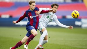 Френки де Йонг реши дали ще бяга от Барса